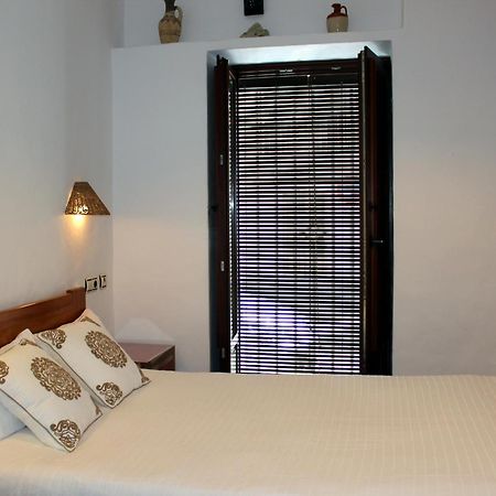 Hostal Extramuros كونيل ذي لا فرونتيرا المظهر الخارجي الصورة