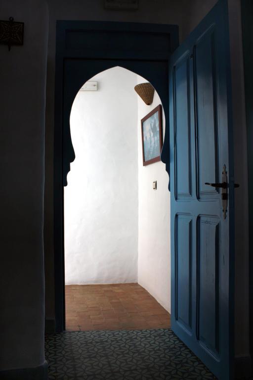 Hostal Extramuros كونيل ذي لا فرونتيرا المظهر الخارجي الصورة