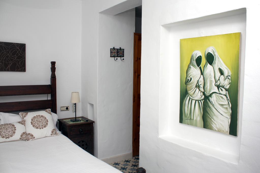Hostal Extramuros كونيل ذي لا فرونتيرا المظهر الخارجي الصورة